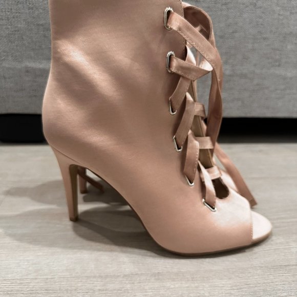 INC Rose Gold/Pink Lace Heels- Satin Fabric-Size 10 - Picture 3 of 13